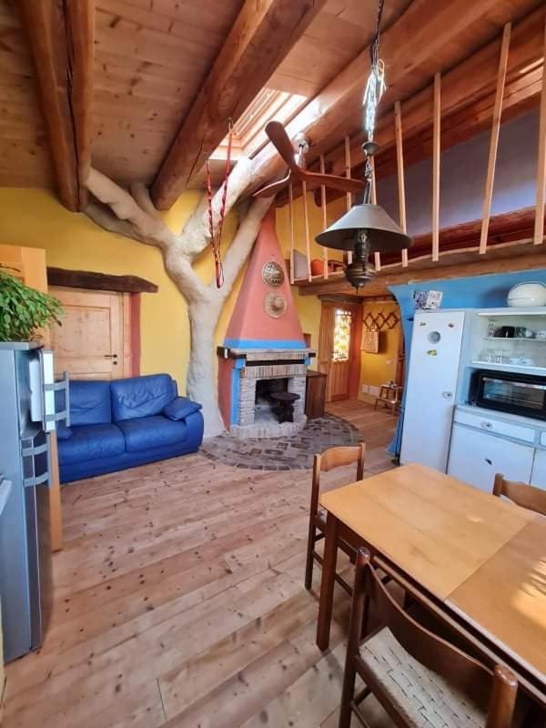 Casa Della Casa * San Severino Marche